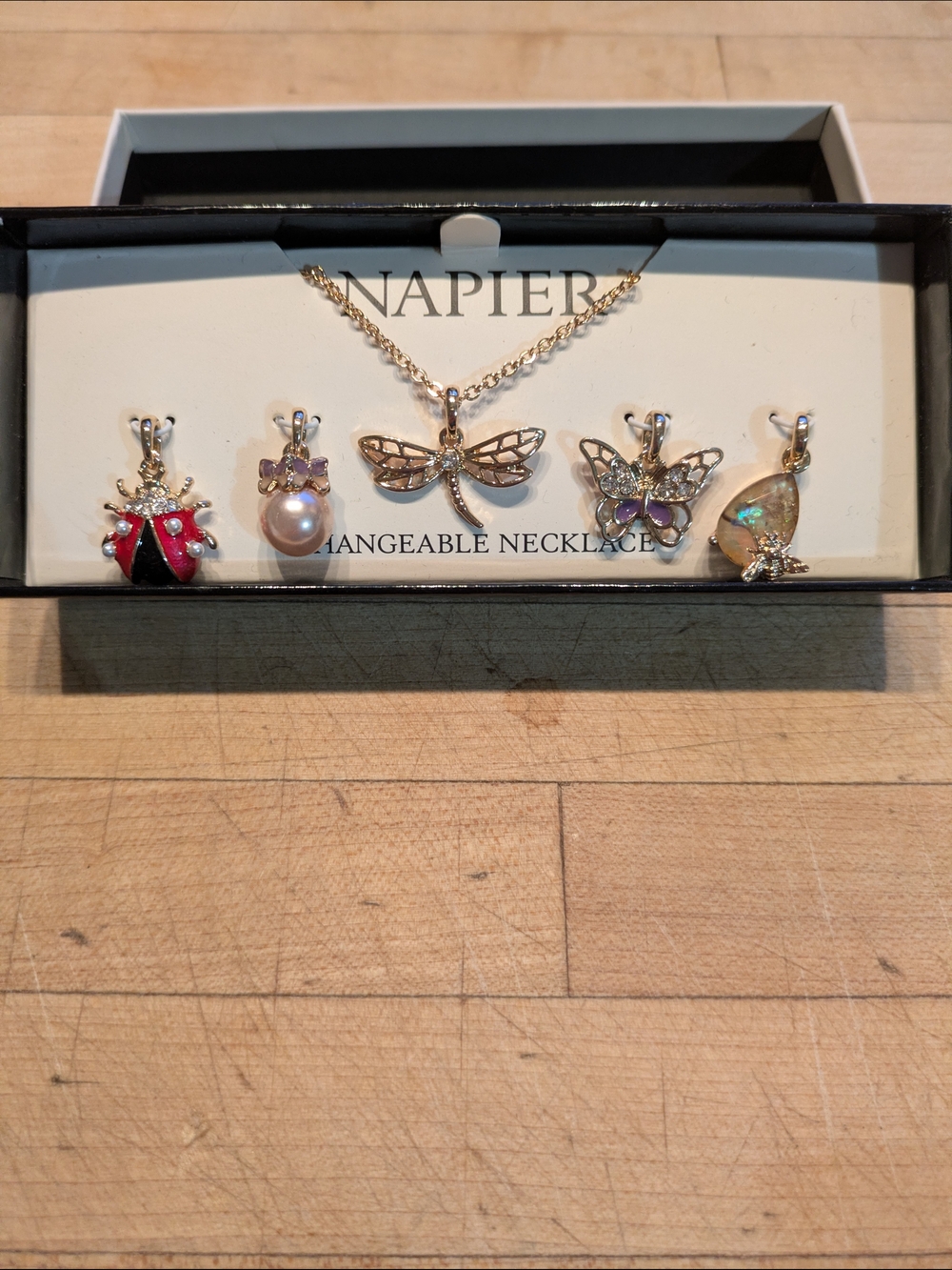 Summer Critters interchangeable Charms Necklace, Gold Tone, New